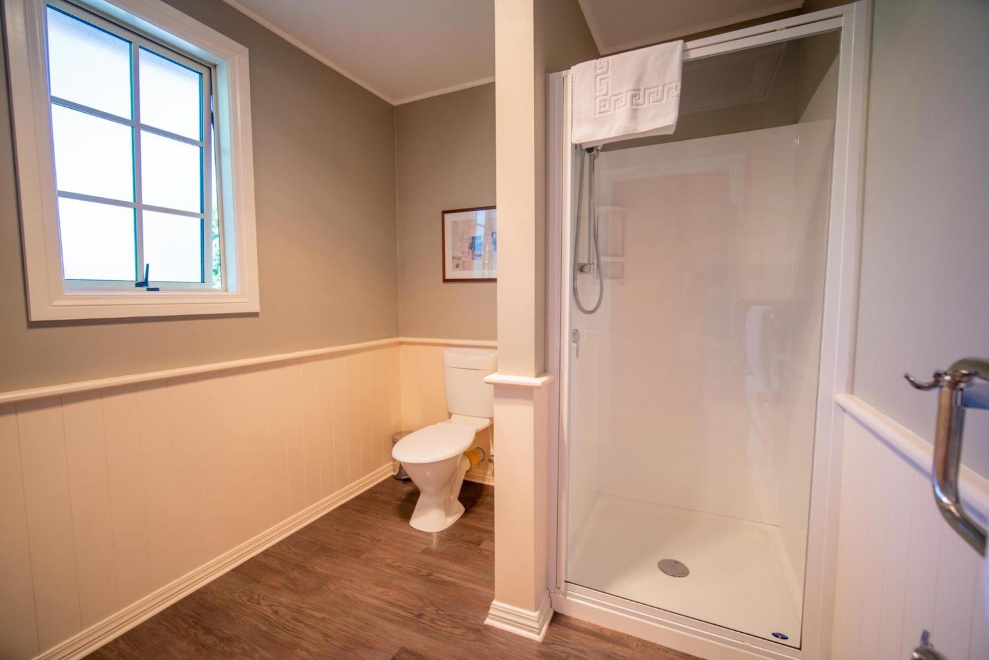 Blue Thistle Cottages تي أناو الغرفة الصورة